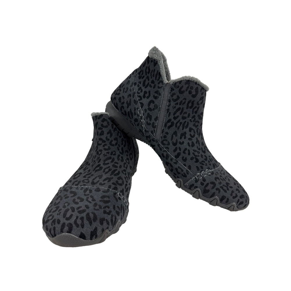 Skechers Relaxed‎ Fit Earthy Chic Gray Leopard Ankle Boots 9.5 Memory Foam
